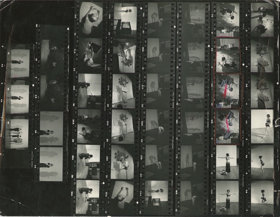 Photographic contact sheet showing Jonas and other performers