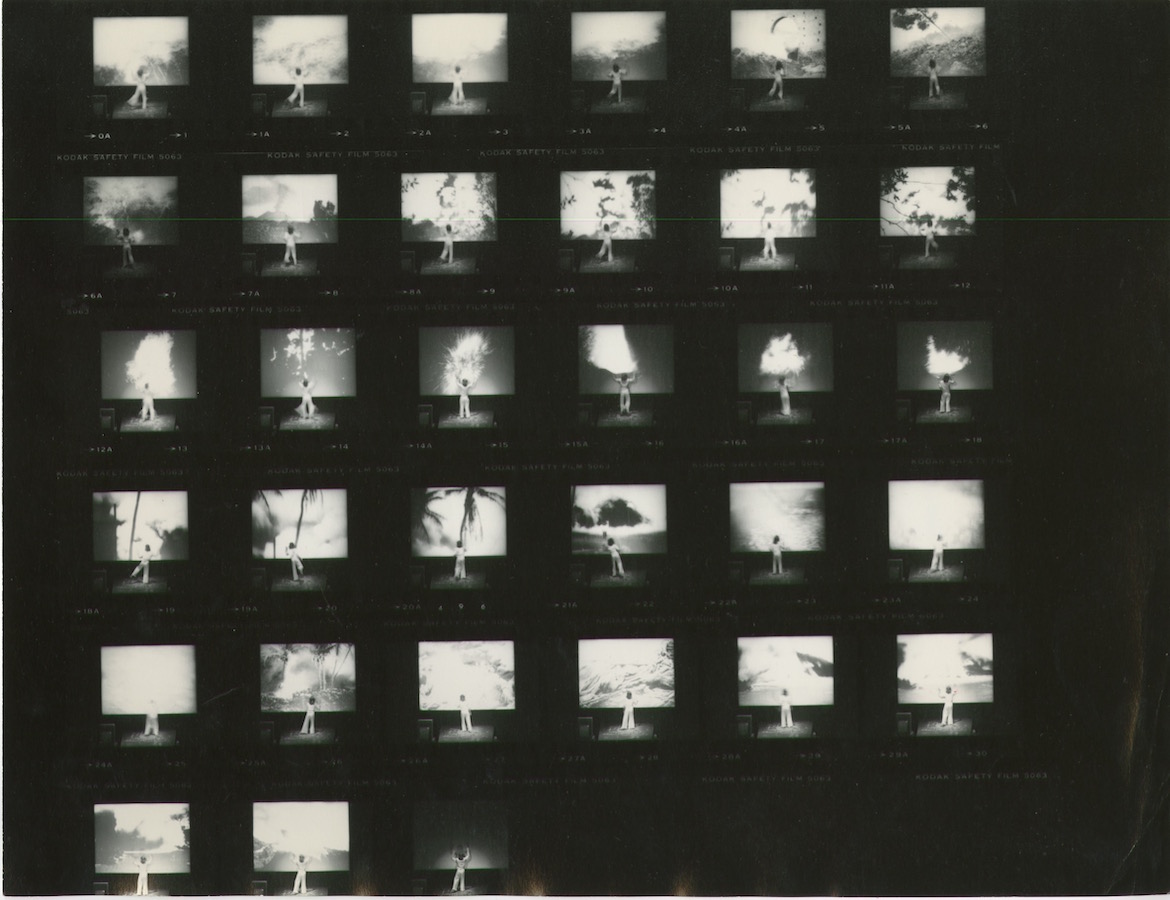 Photographic contact sheet showing different scenes of Jonas’s performance